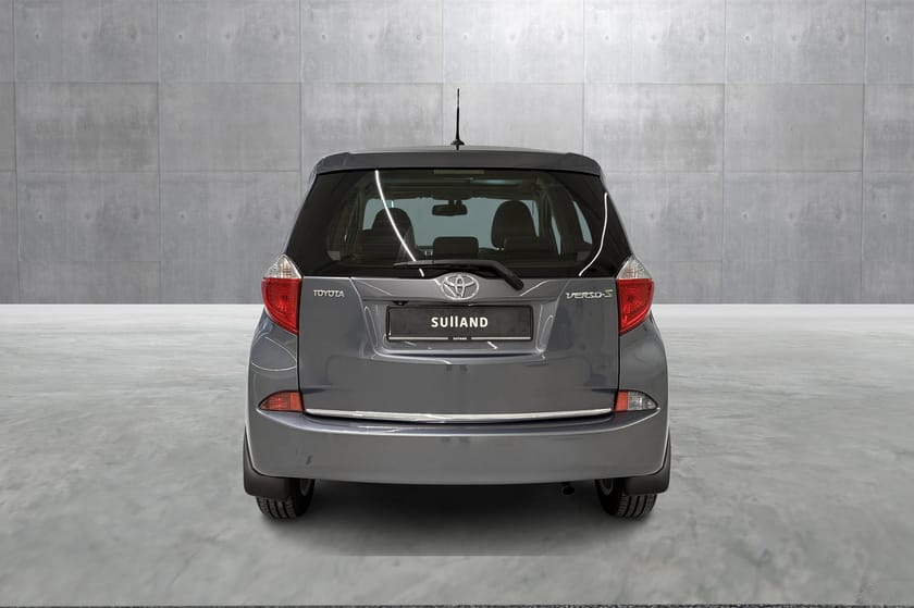 Bilde 4 av Toyota Verso-S 1.3l, Bensin, LAV KM!, Meget pen, Panorama