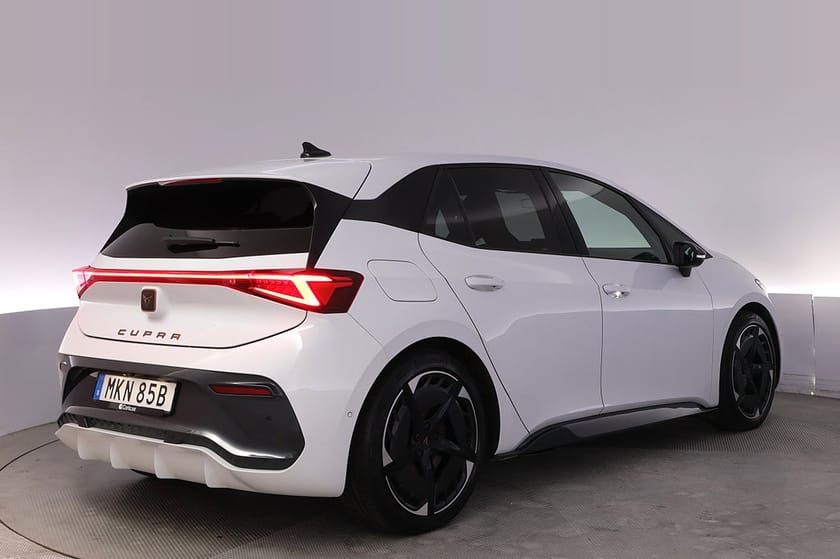 Bild 5 av CUPRA Born e-boost 77 Tech L Kamera 20" Navi Carplay