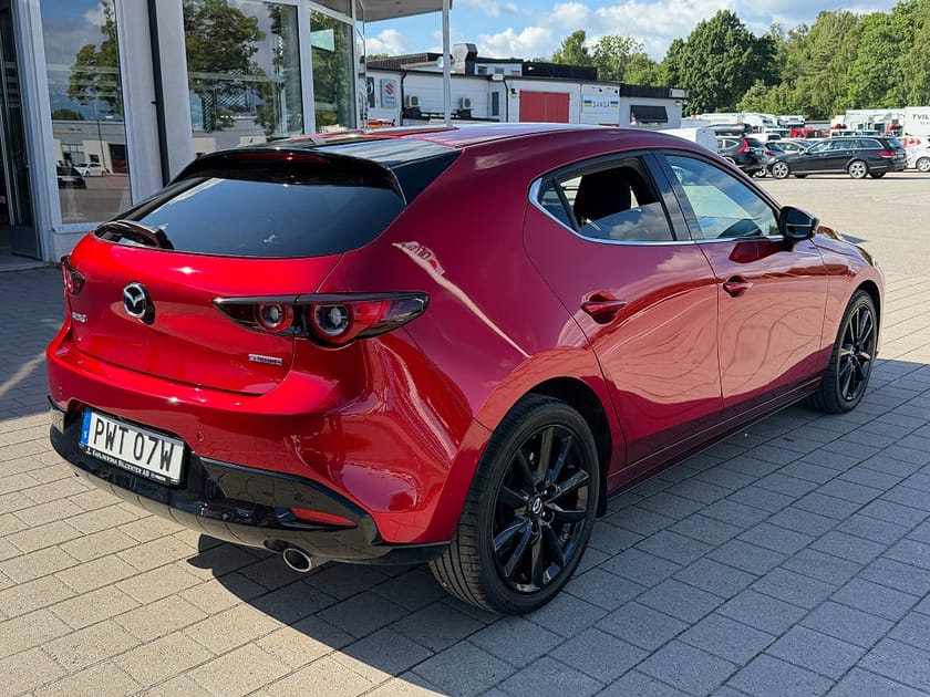 Bild 5 av Mazda 3 Hatchback 2.0 150 hk Homura 2.0 SKYACTIV-G M Hybrid