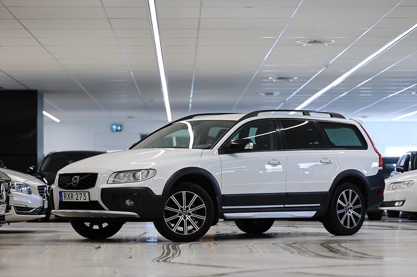 Bild 3 av Volvo XC70 D4 181hk Dynamic Edition Läder Värmare Drag PDC