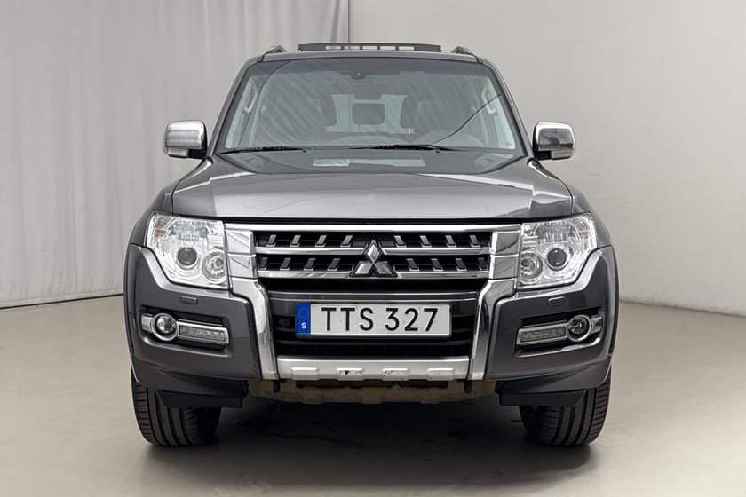 Bild 5 av Mitsubishi Pajero Wagon 3.2 DI-D (200hk) Business Läder Drag