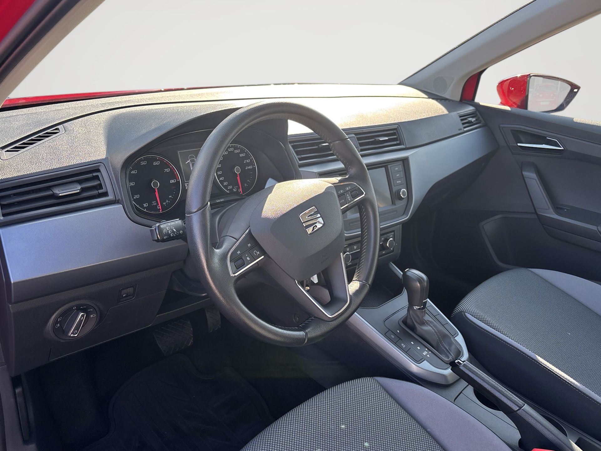 Seat Arona TSI DSG 110hk 2021, kuva 3/3
