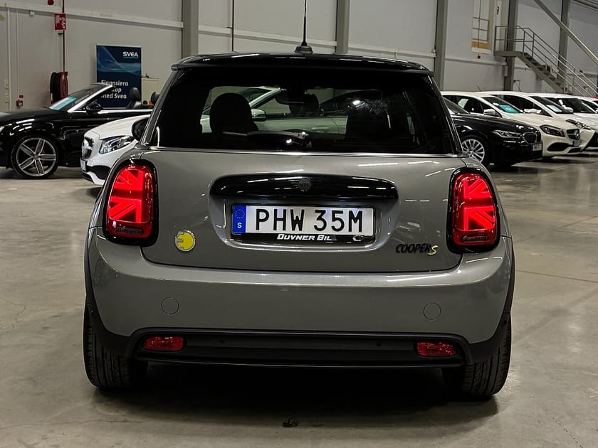 Bild 4 av MINI Cooper SE Experience Multitone | HUD | H/K | Carplay