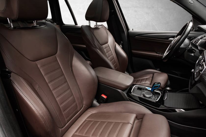 Bilde 2 av BMW iX3 M Sport Fully Charged