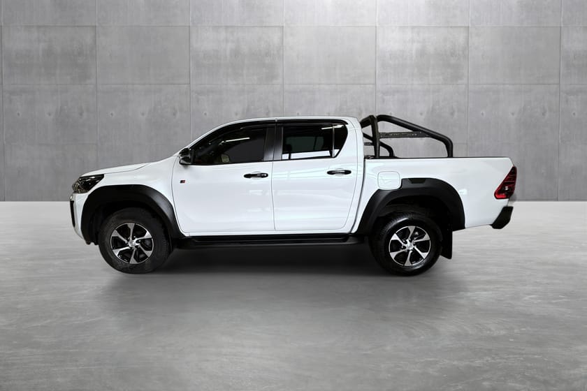 Bilde 2 av Toyota Hilux Dobbelcab 2.8 Diesel D-4D Automat 6 gir 4x4 GR SPORT