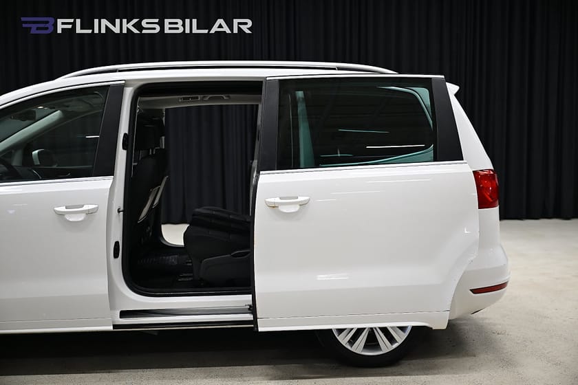 Bild 5 av SEAT Alhambra 7-Seater DSG 140HK 7-Sits|Panorama|Eldörrar|Elbaklucka|SeUtr!