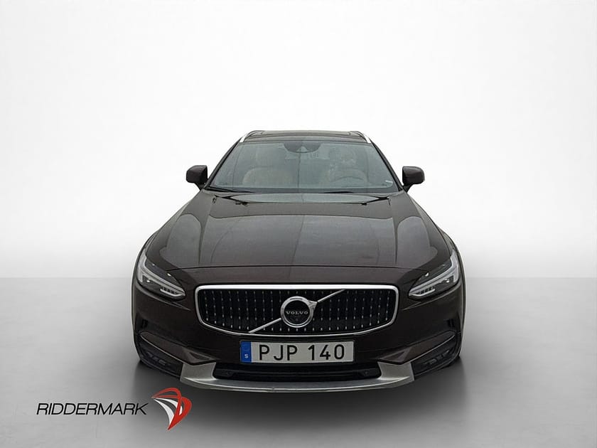Bild 2 av Volvo V90 Cross Country D5 AWD VOC Pano HuD 360° Polestar