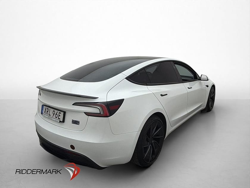 Bild 5 av Tesla Model 3 Performance Autopilot Värmepump MOMS