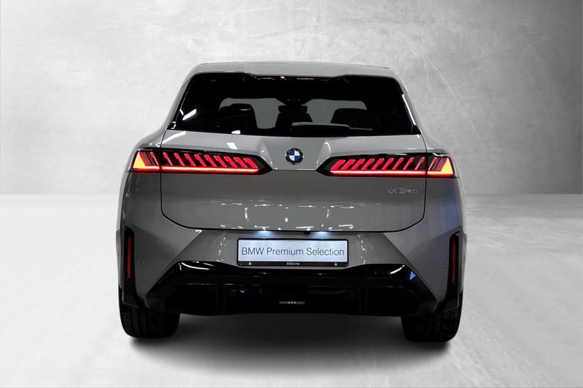 Bilde 3 av BMW iX3 50 xDrive