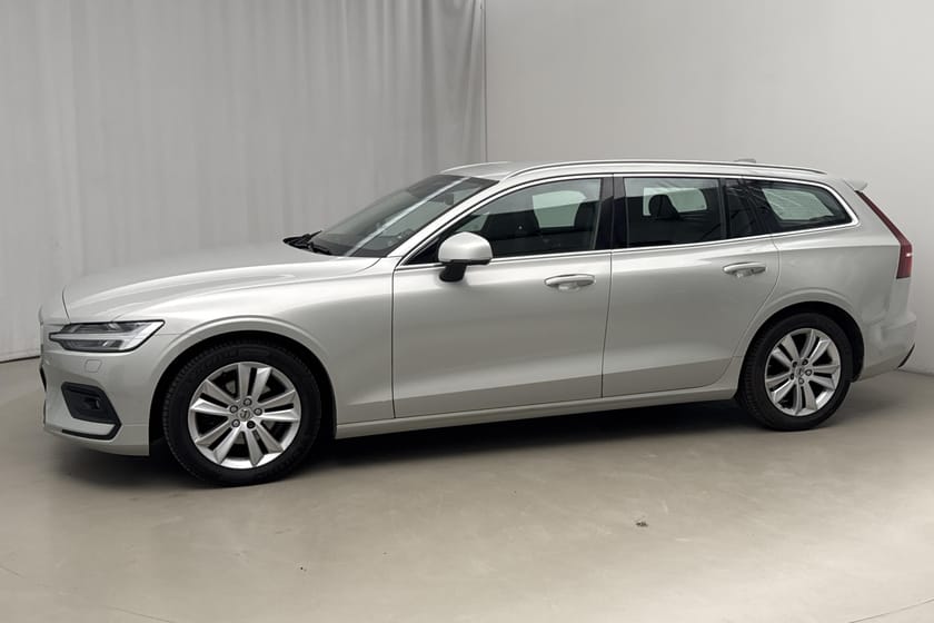Bild 2 av Volvo V60 D4 AWD (190hk) Momentum Advanced SE