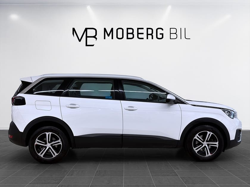 Bild 3 av Peugeot 5008 1.2 PureTech 130hk Active+ 7-Sits CarPlay PDC