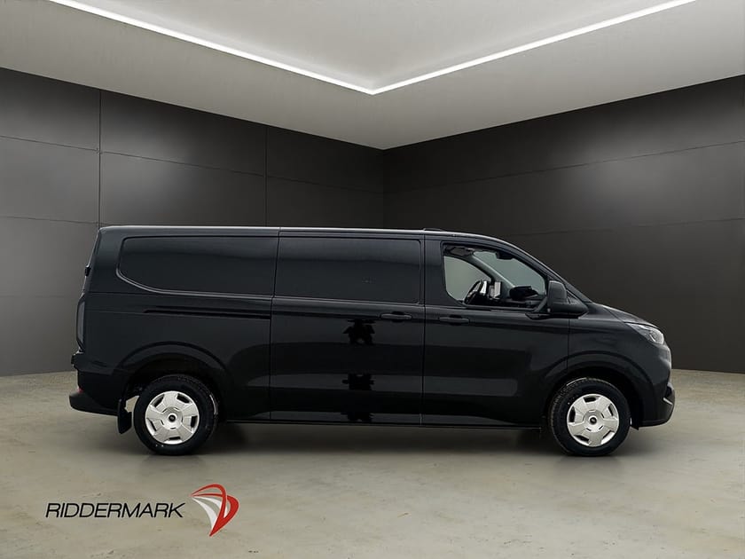 Bild 1 av Ford Transit Custom 320 transit-custom L2 170hk Värm Cockpit Drag CARPLAY Moms