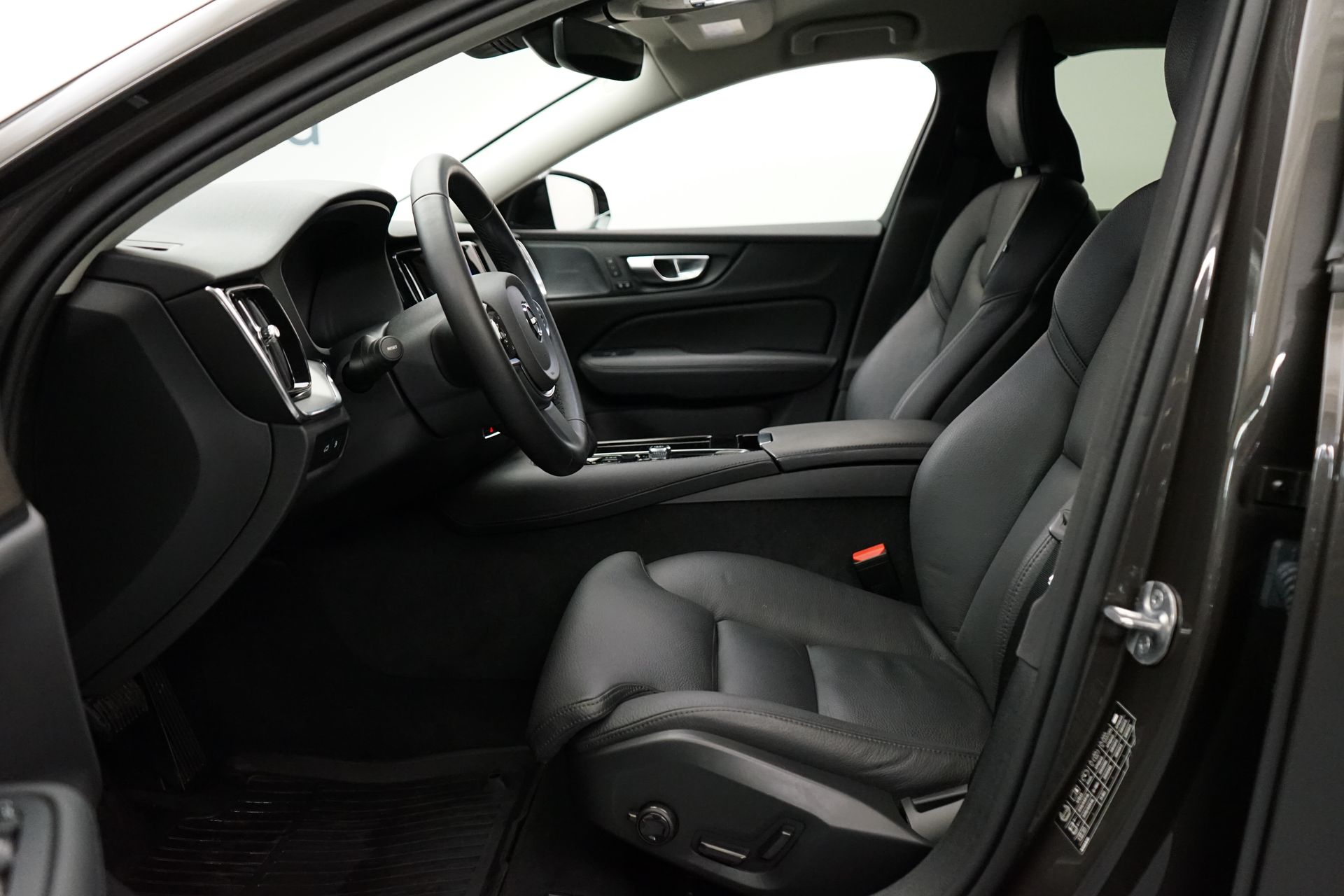 Volvo V60 Plus Dark Nordic 2025, bild 5/10