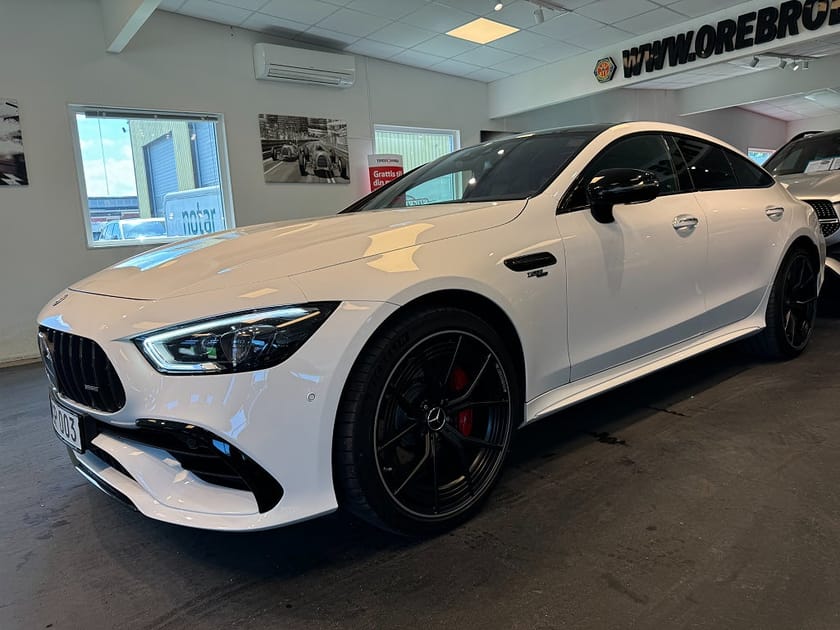 Bild 2 av Mercedes-Benz AMG GT 4 43 4MATIC+