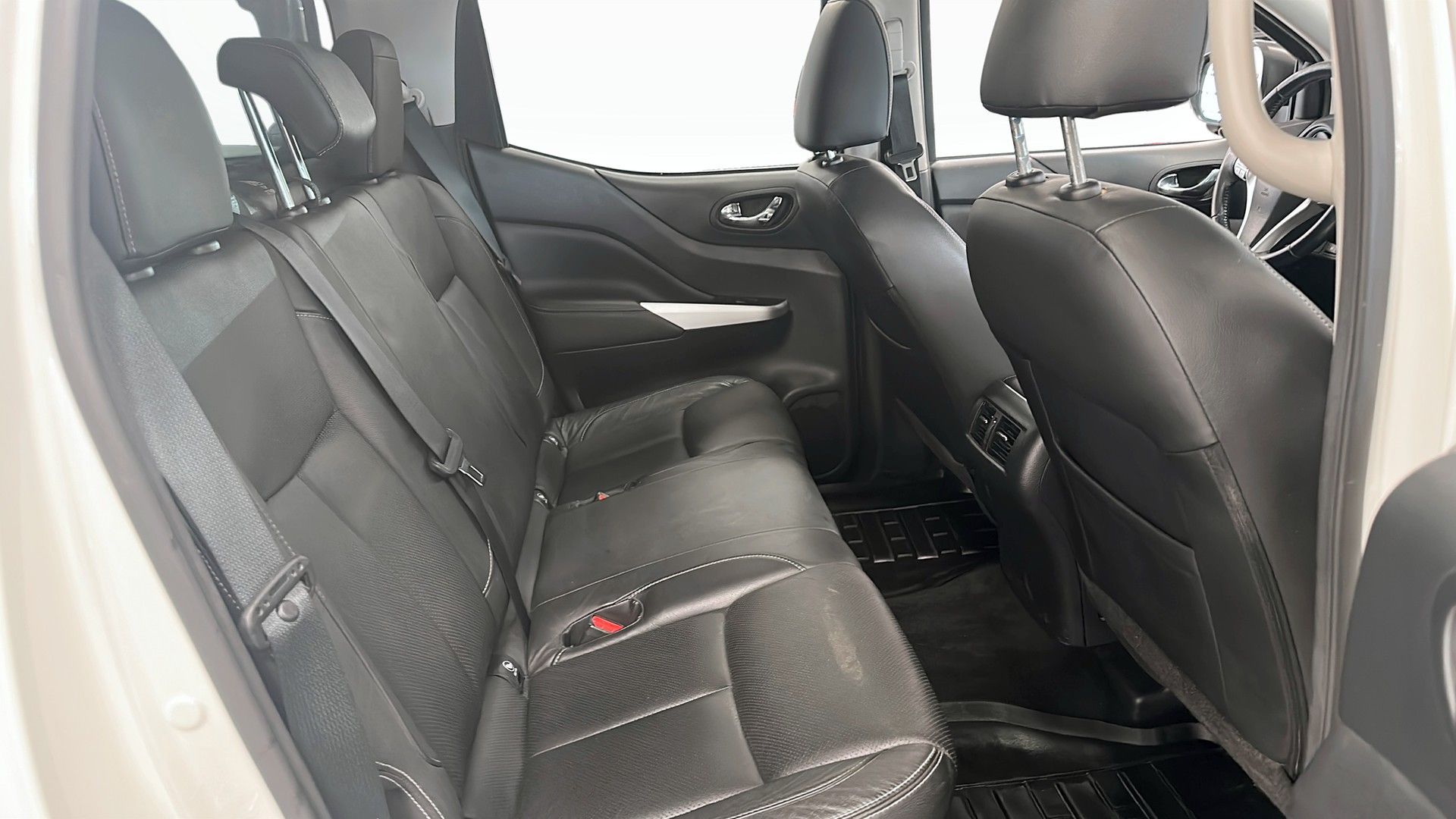 Nissan Navara 2018, bild 5/10