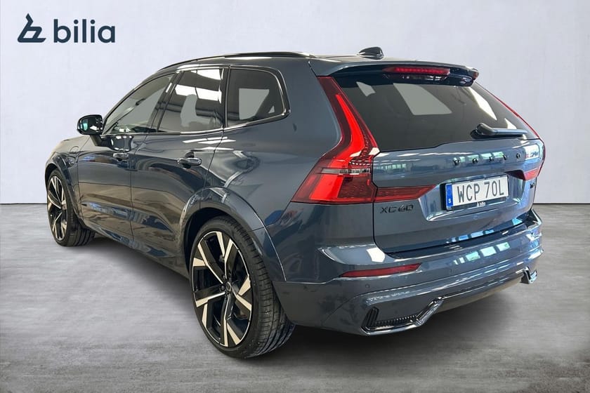 Bild 2 av Volvo XC60 T6 Plus Black Nordic Ed Loungepkt B&W Ventileratnappa 22"