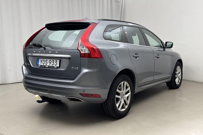 Bild 3 av Volvo XC60 D4 2WD 190hk Classic Momentum Drag Backkamera
