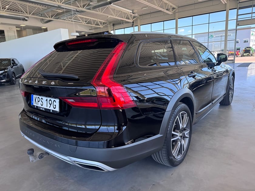 Bild 5 av Volvo V90 Cross Country D4 AWD Advanced SE III | Pano | Drag | VoC | 360°