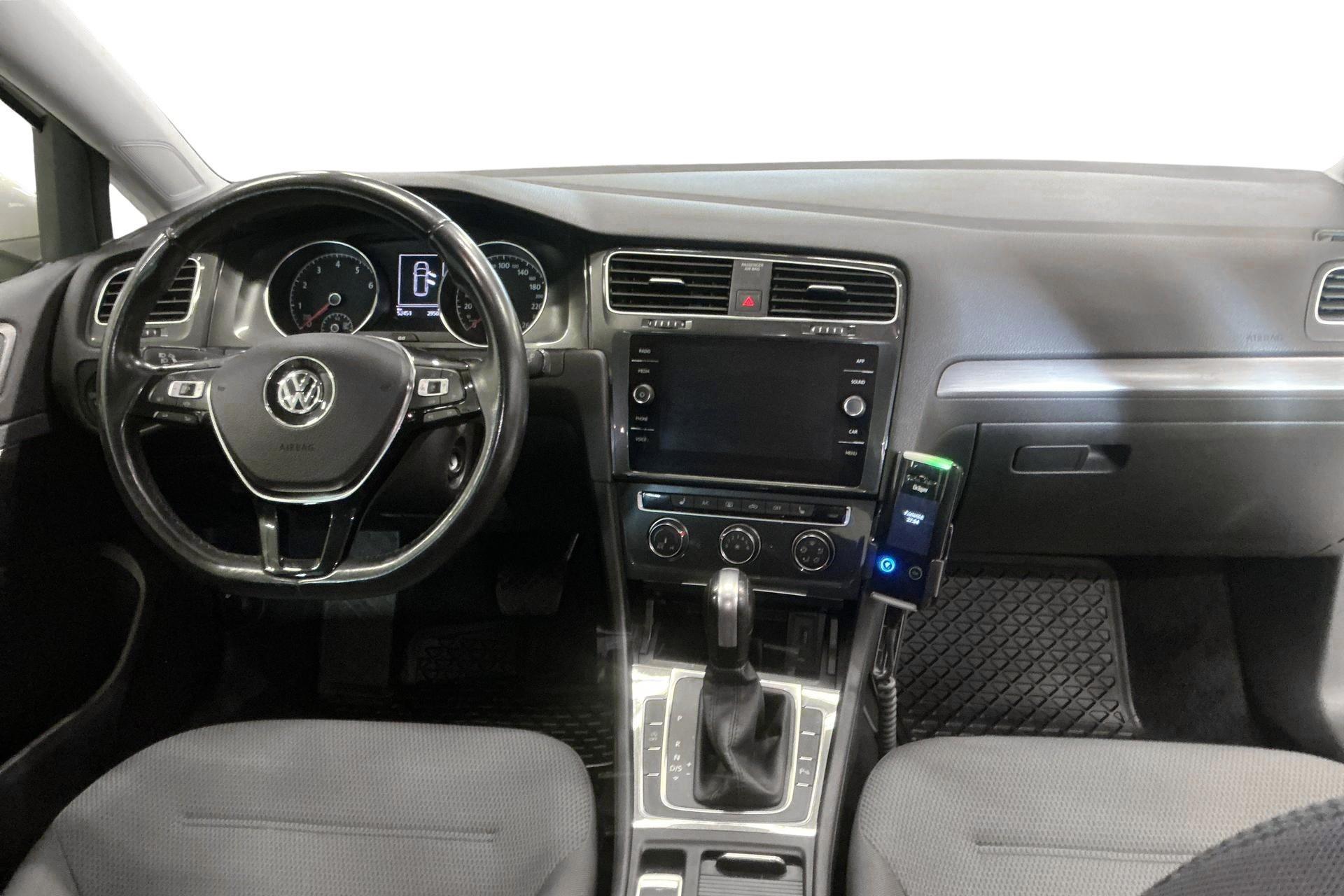 Volkswagen Golf 2020, bild 7/10