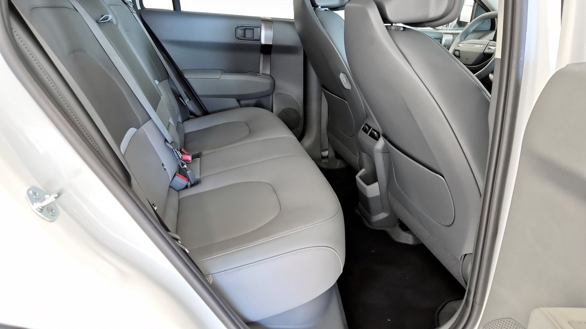 Kia EV3 PLUS FWD LONG RANGE 2026, bild 5/9