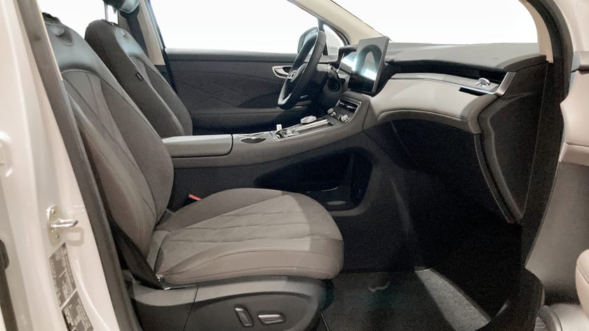 Bild 3 av MG S6 EV Dual Motor