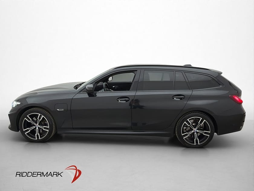 Bild 4 av BMW 330e xDrive Touring M Sport H/K Cockpit Kamera Navi Drag