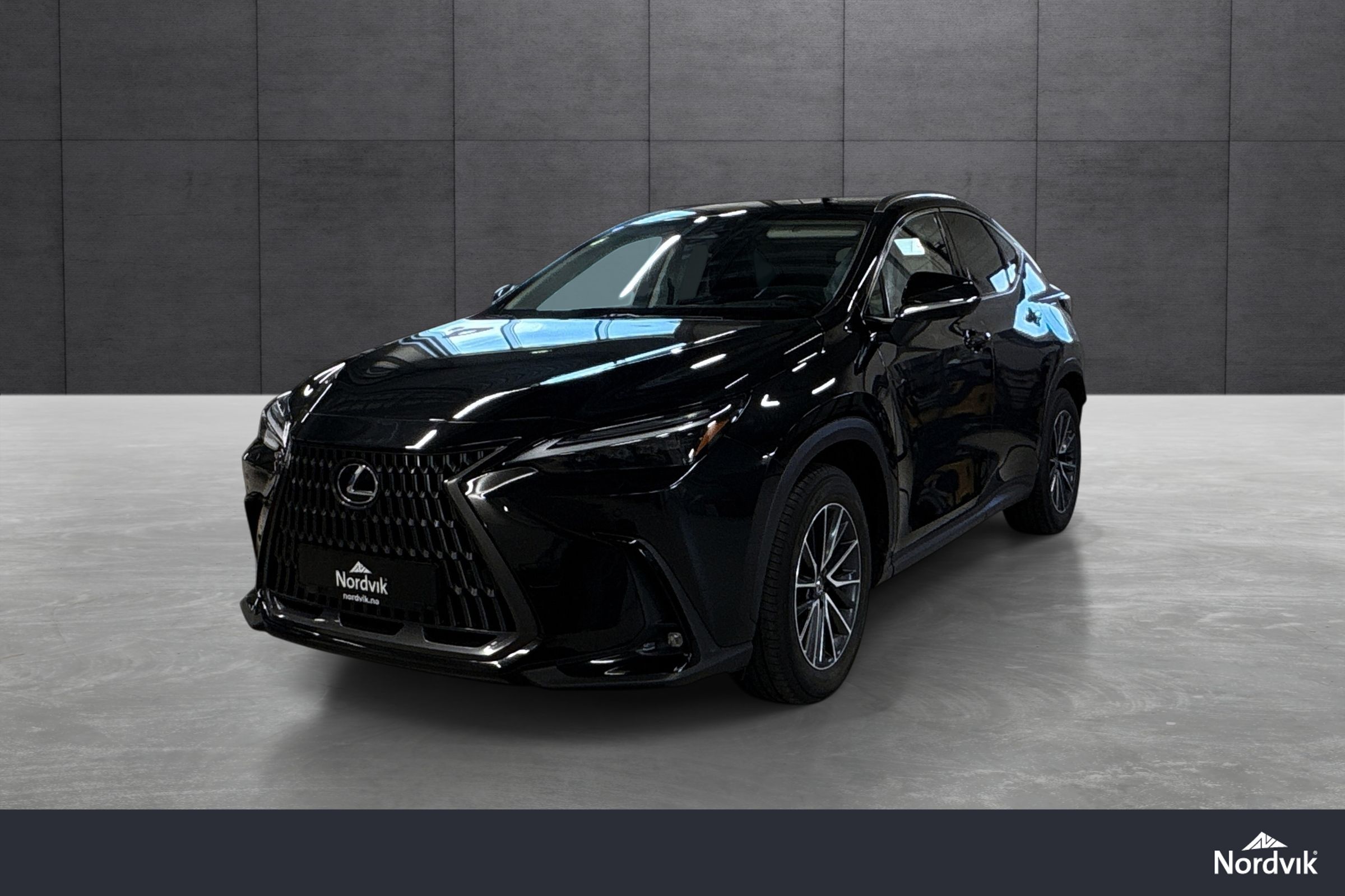 Lexus NX 450h+