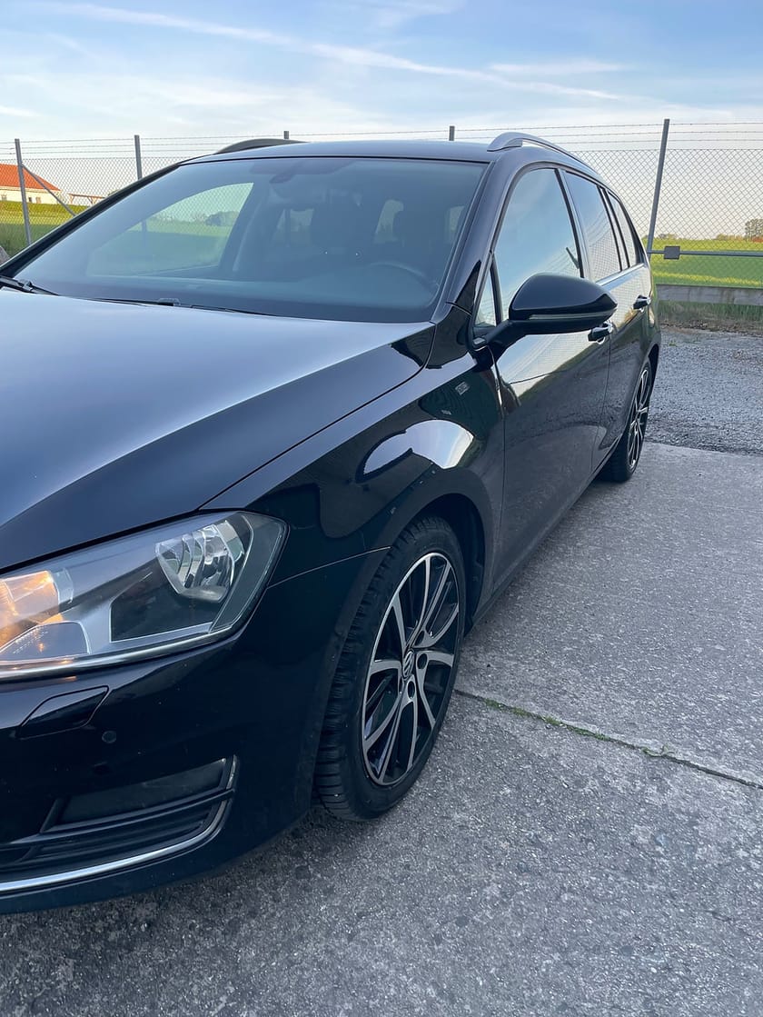 Bild 2 av Volkswagen Golf Sportscombi 1.4 TSI BMT Highline Euro 5