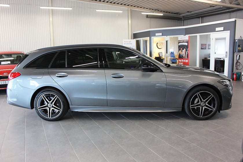 Bild 5 av Mercedes-Benz C 300 T e 9G-Tronic AMG Night pack Navi Kamera Drag  SoV