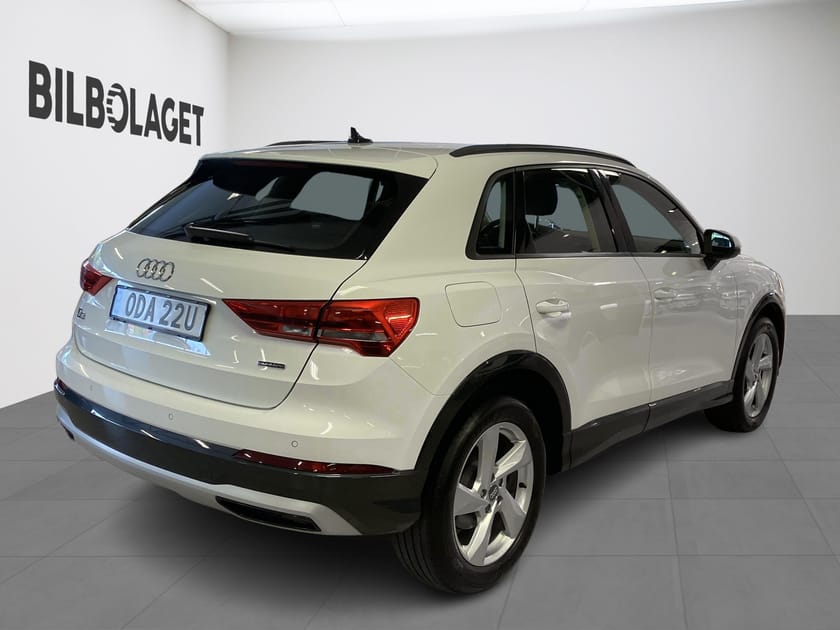 Bild 4 av Audi Q3 40 TDI quattro 190 S-tronic ADVANCE Drag