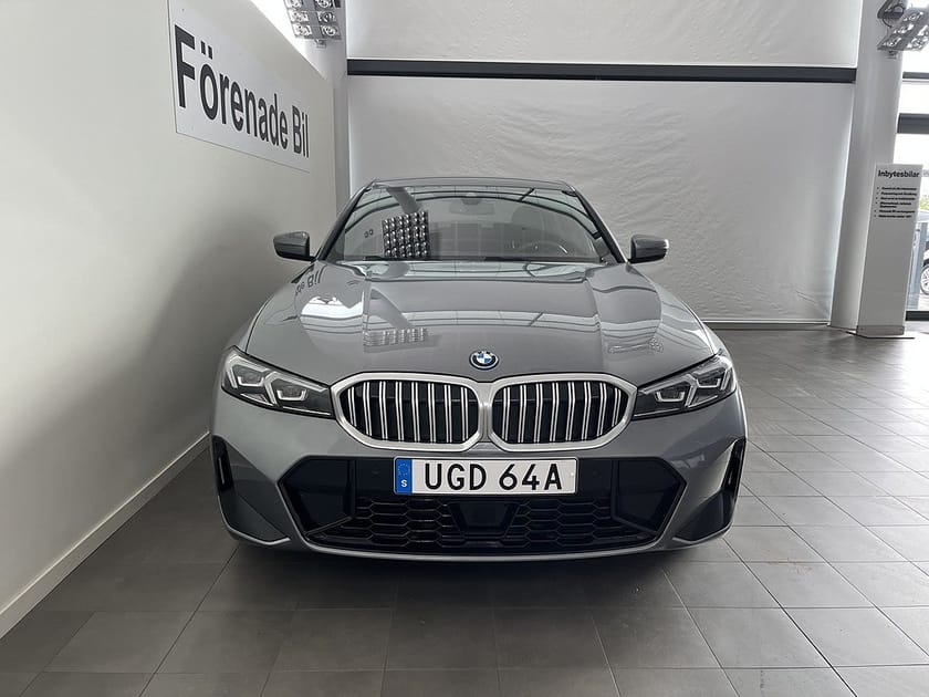 Bild 2 av BMW 330e xDrive Sedan