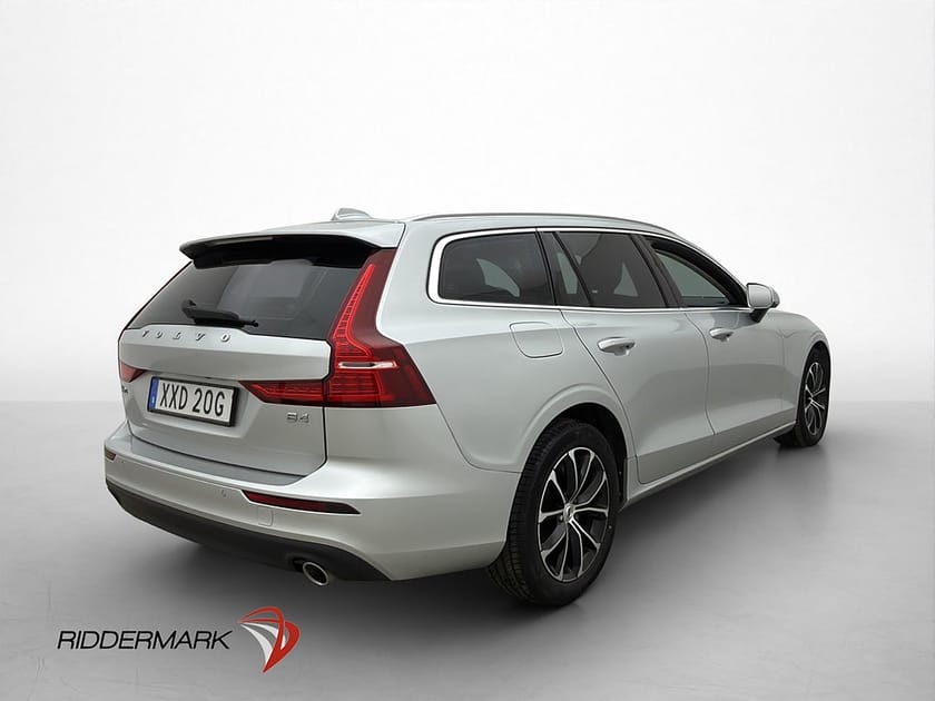 Bild 3 av Volvo V60 B4 197hk Momentum Skinn Värmare Navi Kamera