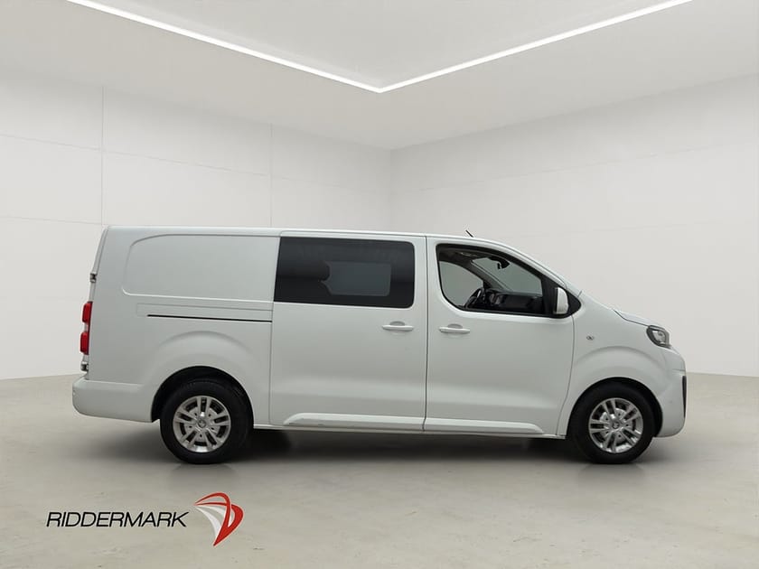 Bild 2 av Peugeot Expert Crew Cab CrewVan L3 Ny-Kamrem Värmare Drag Kamera Moms