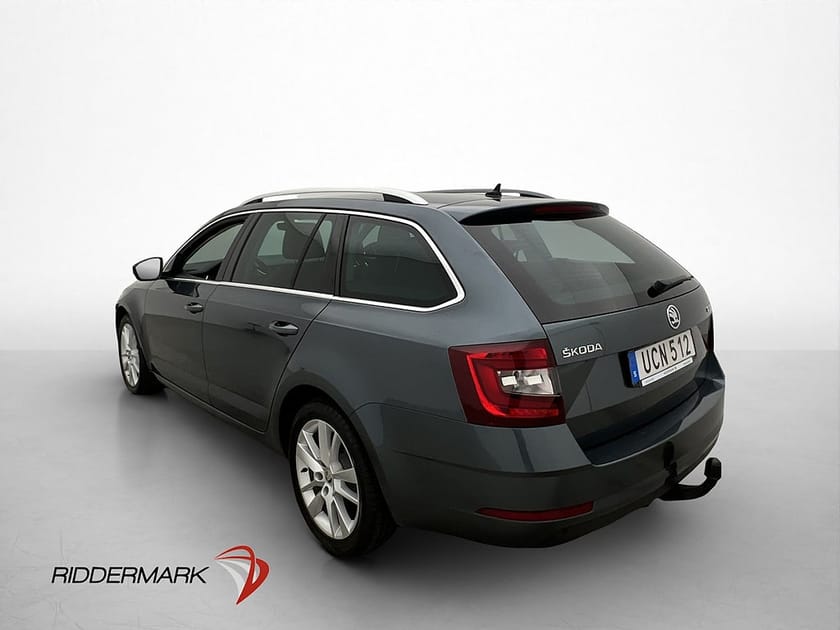 Bild 5 av Škoda Octavia Kombi Skoda 2.0 TDI Style Dragkrok Kamera CarPlay