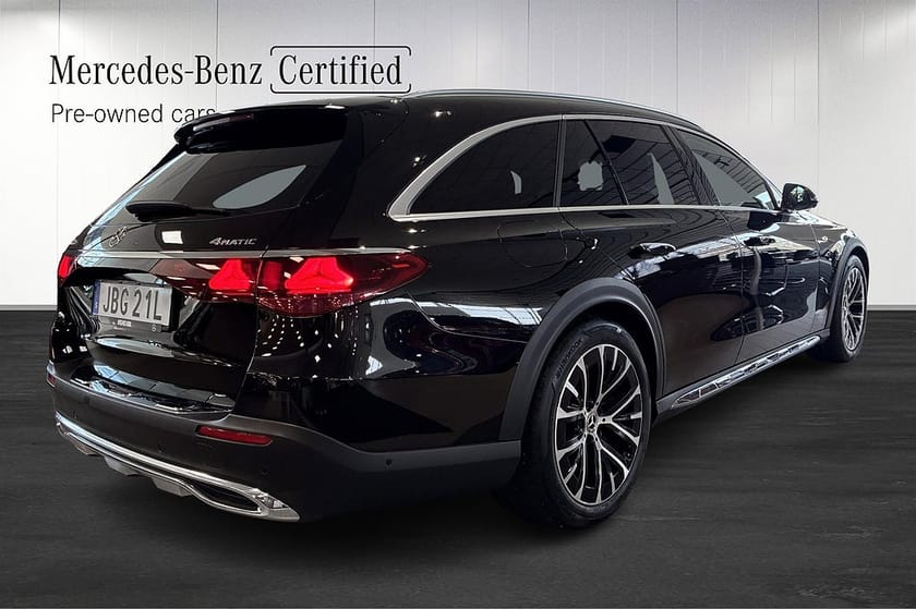 Bild 3 av Mercedes-Benz E 300 d e 4MATIC All-Terrain de 4-Matic Burmester Premium Drag