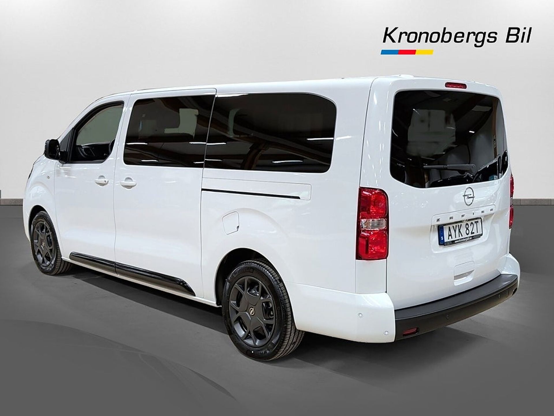 Opel Zafira Life 2025, photo 6/10