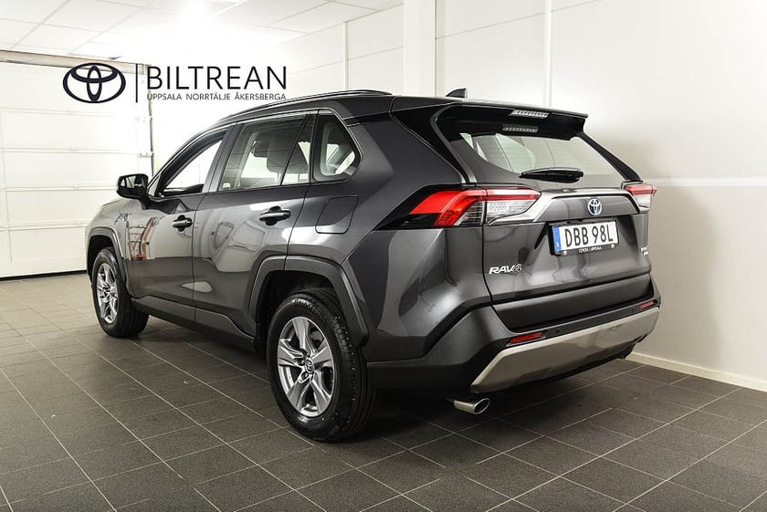 Bild 3 av Toyota RAV4 Hybrid AWD-i 2-5 Elhybrid AWD Active Komfortpaket Backkamera