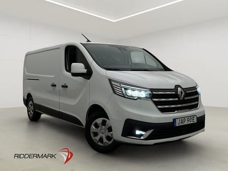 Renault Trafic Skåpbil L2 Värmare LED Dragkrok CARPLAY B-Kamera Moms