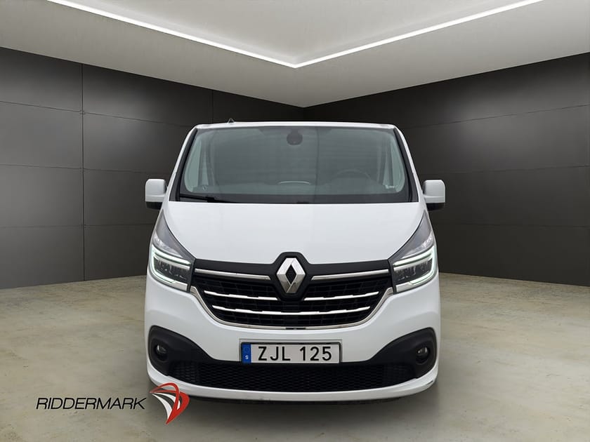 Bild 5 av Renault Trafic Skåpbil L2 Värmare Dragkrok LED Kamera V-Inredd Moms