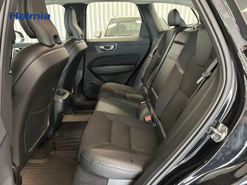 Bild 6 av 14 – Volvo XC60 D4 AWD Momentum Advanced SE Momentum SE