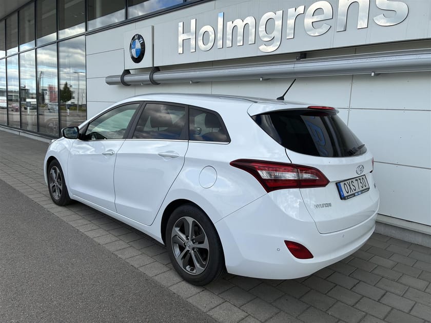 Bild 3 av Hyundai i30 Kombi 30 1.6 GDi Manuell, 135hk Comfort Sensorer