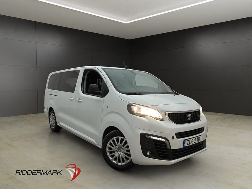 Bild 1 av Peugeot Traveller ExtraLång M/K-Värm PDC CARPLAY 9-Sits Moms