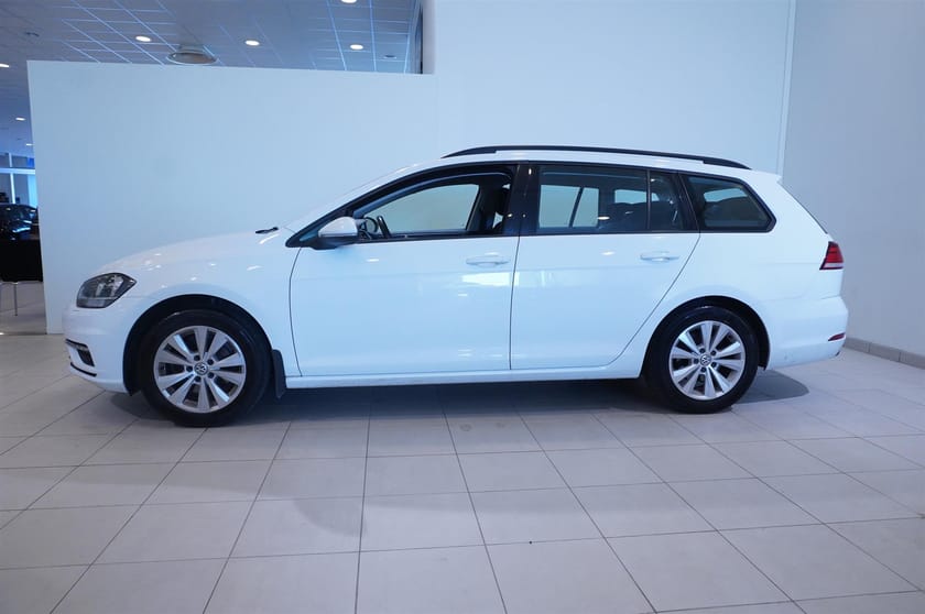 Bild 4 av Volkswagen Golf Sportscombi 1.0 TSI Bmt Manuell, 110hk, 2017, Backkamera, Elhissar, Bluetooth