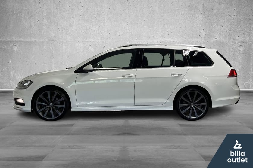 Bilde 3 av Volkswagen Golf Stasjonsvogn R-Line, Highline, Adaptiv Cruise, Navi, Hengerfeste++