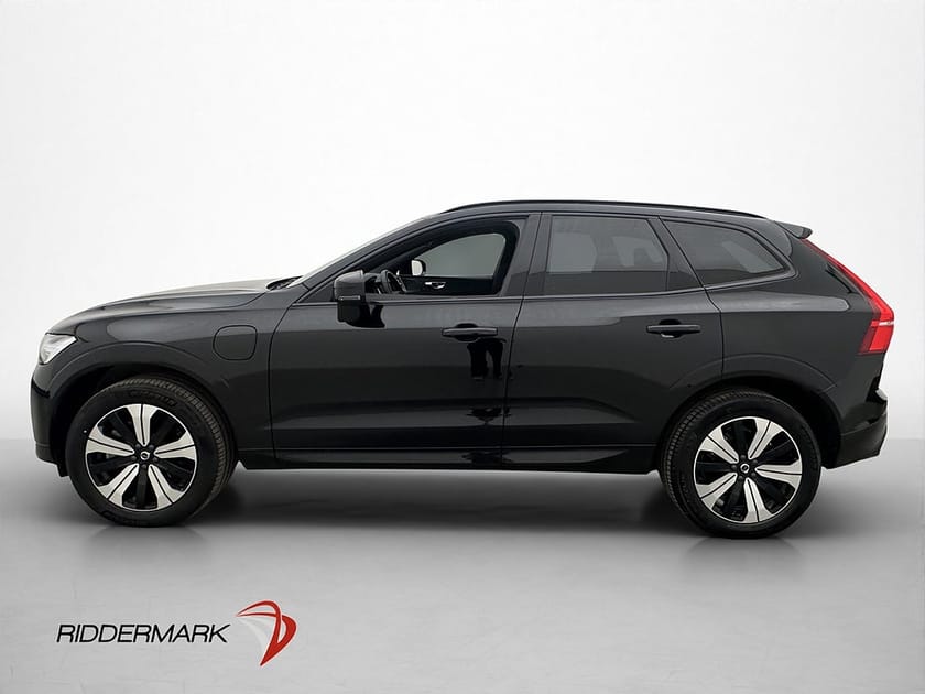 Bild 5 av Volvo XC60 Recharge T6 AWD Plus Dark Värm Pano H/K Drag MOMS