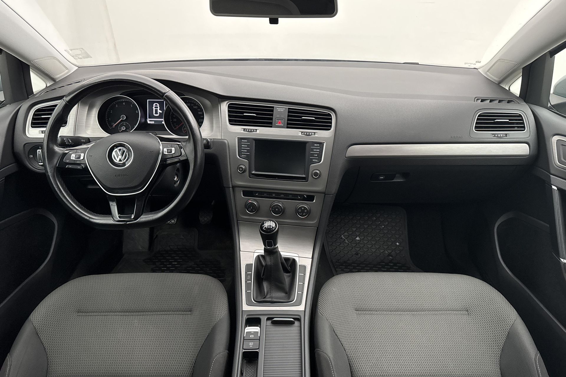 Volkswagen Golf 1.2 TSI BMT 2016, bild 7/10