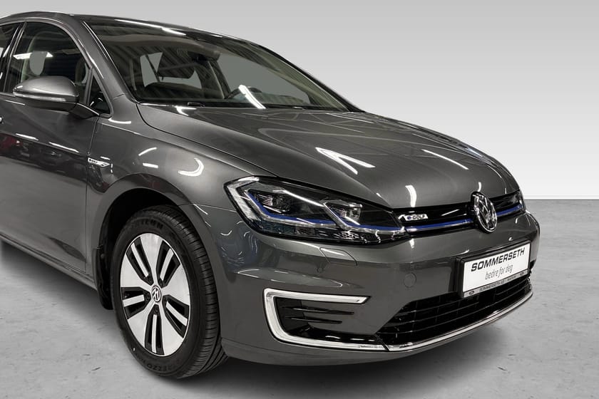 Bilde 2 av Volkswagen e-Golf ACC/Navi/DAB+/Parksensorer +++