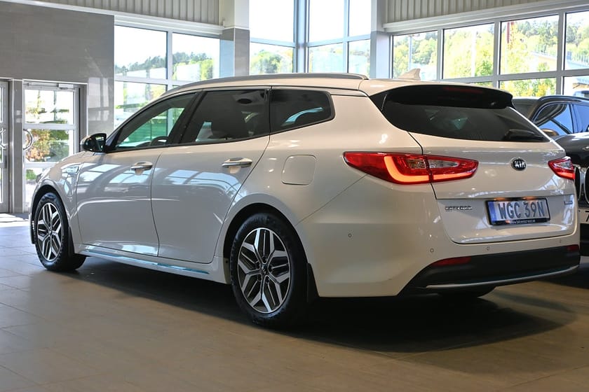 Bild 3 av Kia Optima Sport Wagon Plug-in Hybrid SW Advance Pluspaket 2 Pano H/K