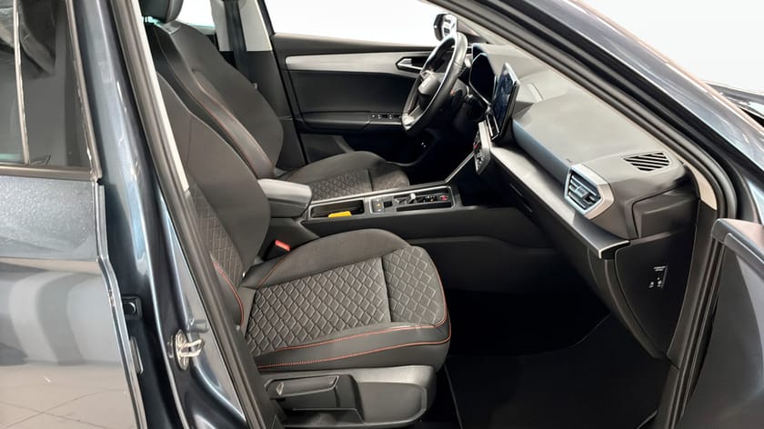 Bild 3 av SEAT León Sportstourer e-Hybrid