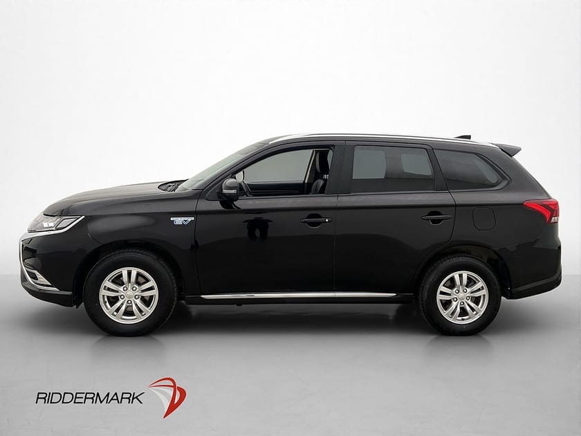 Bild 4 av Mitsubishi Outlander PHEV 224hk MOMS Comfort Drag Kamera